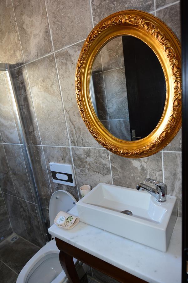 Hayriye Hanim Ege Ayvalik Bagian luar foto