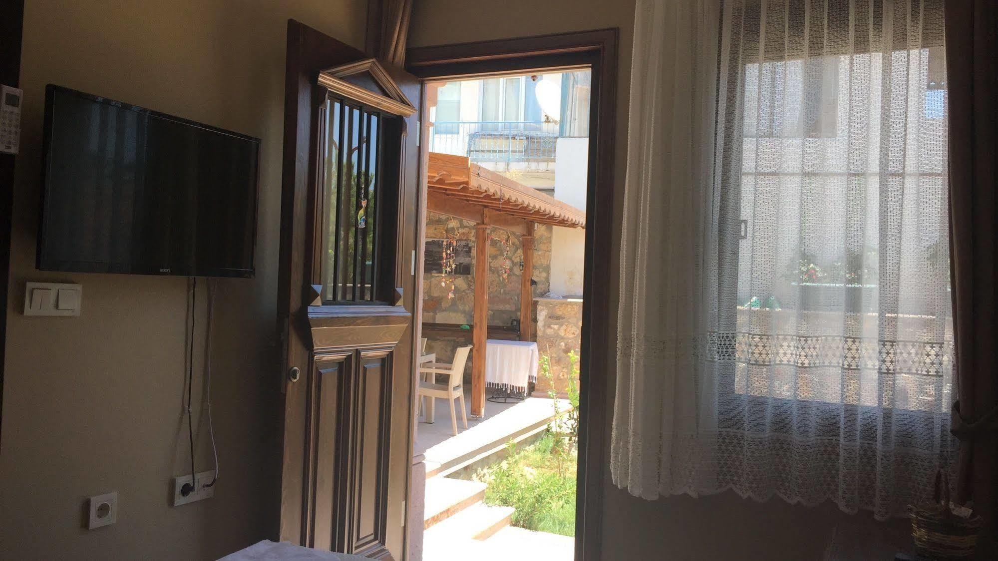 Hayriye Hanim Ege Ayvalik Bagian luar foto
